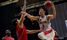 爱游戏入口-利马南队战胜祖鲁队挺进欧洲联赛四强