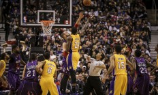 爱游戏官方登录入口-体育赛事中精彩对决的精彩瞬间