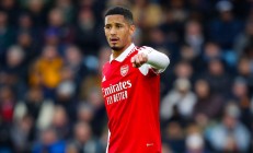 爱游戏地址-包含阿森纳主场失利于西汉姆，欧战机会减少的词条