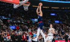 爱游戏平台-快船惨败开拓者，吞下四连败