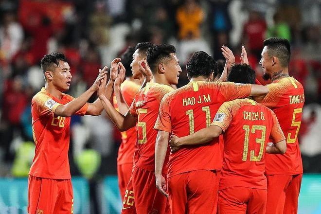 强队对阵强队，全力以赴争夺胜利荣耀的简单介绍