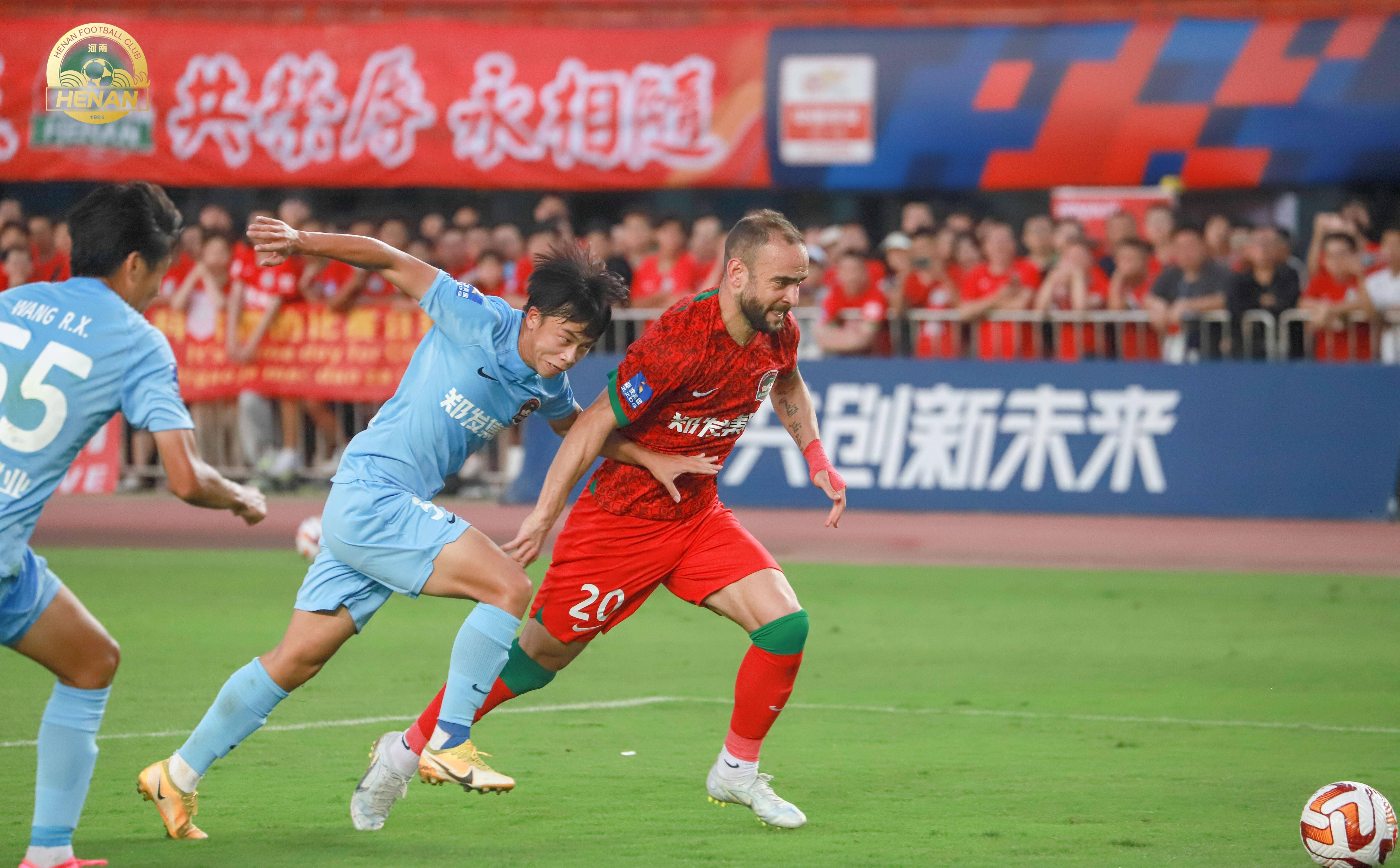 足球俱乐部经营模式调整引发热议 足球俱乐部经营模式调整引发热议