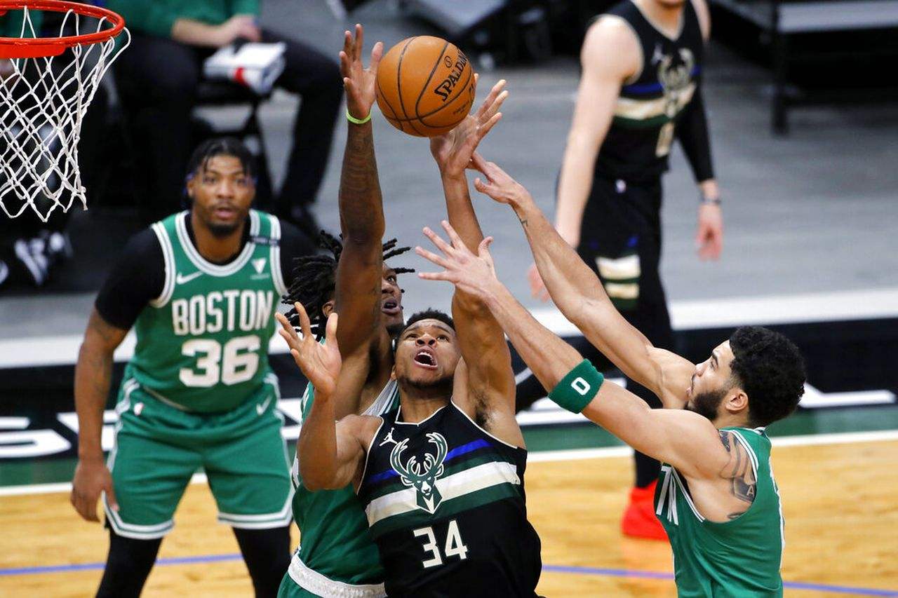 雄鹿队新赛季目标锁定总冠军,誓言全力以赴的简单介绍 雄鹿队新赛季目标锁定总冠军,誓言全力以赴的简单介绍