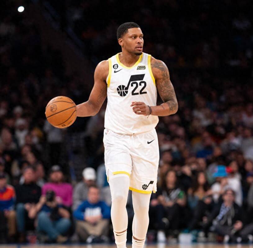 马刺战胜国王,盖伊砍下25分的简单介绍 马刺战胜国王,盖伊砍下25分的简单介绍