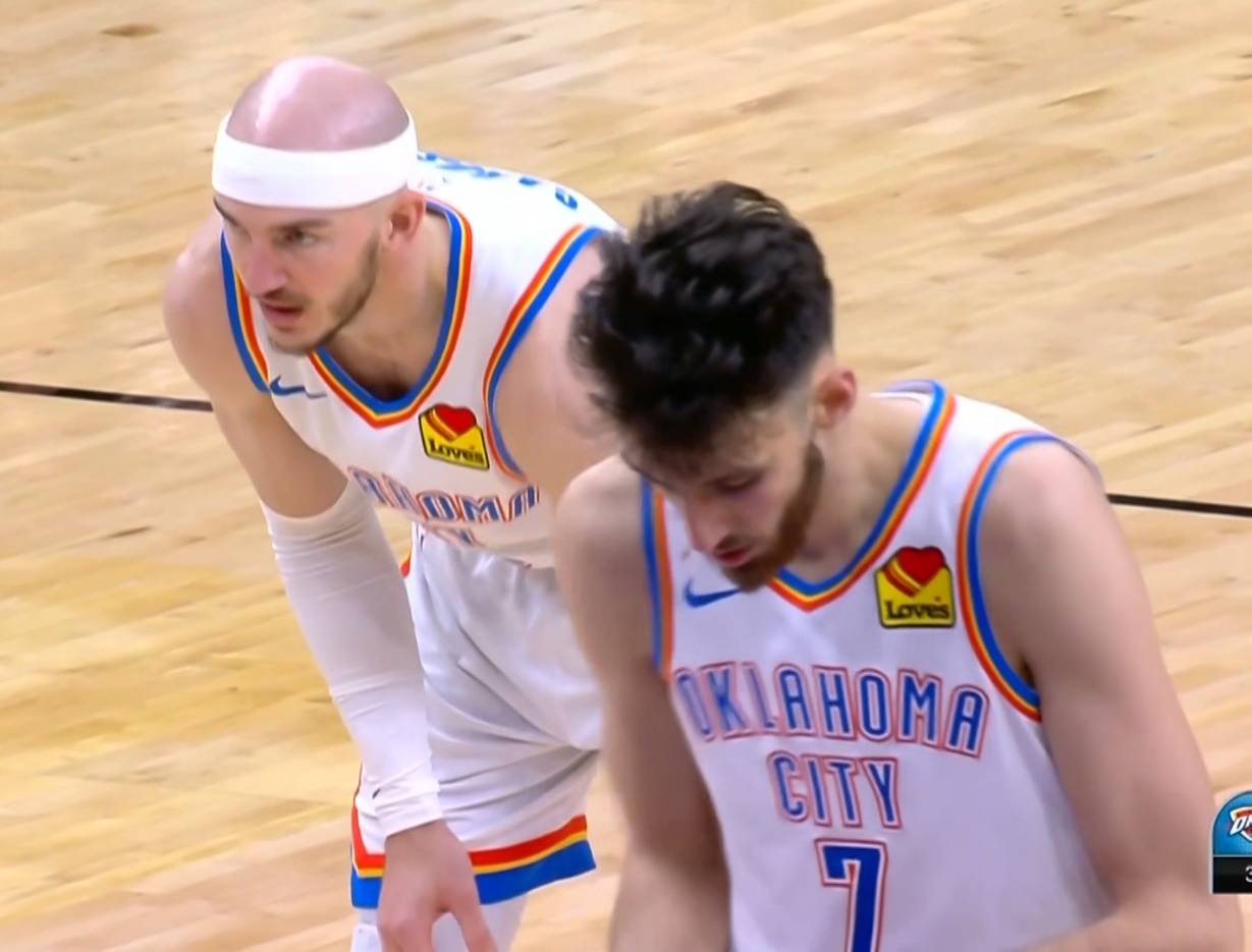 独行侠完胜火箭，鹈鹕惨遭尼克斯逆转