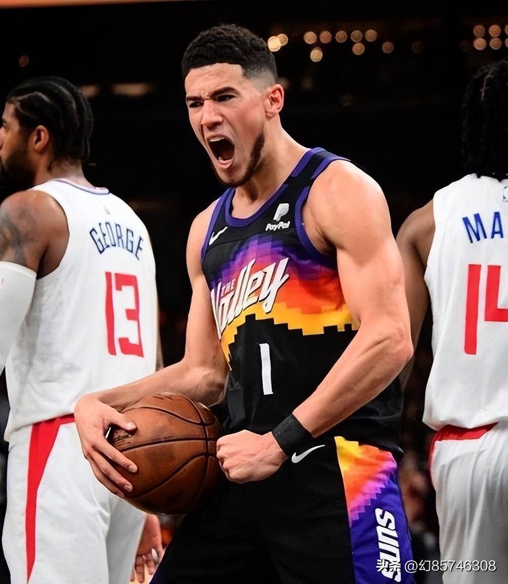 爵士战胜太阳，取得两连胜