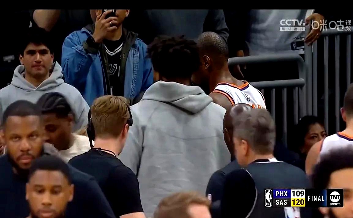 麦迪逊花园不敌太阳，尼克势头受阻的简单介绍