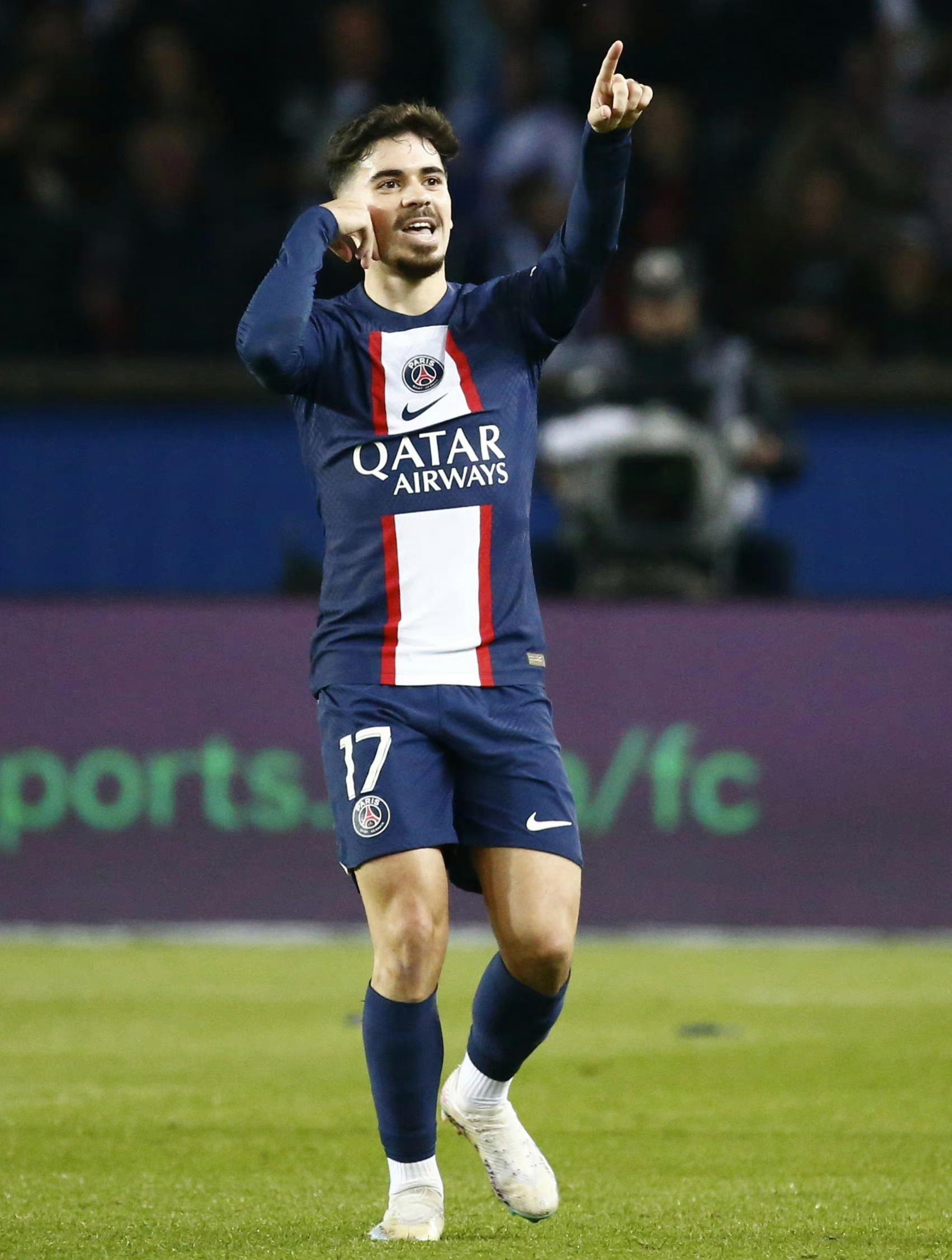 拉美球员在比赛中亮相，技惊四座引起关注的简单介绍