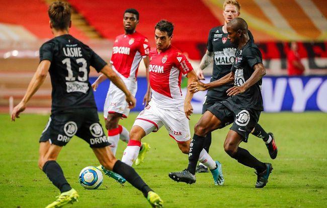 波尔多客场惨败摩纳哥，积分下滑