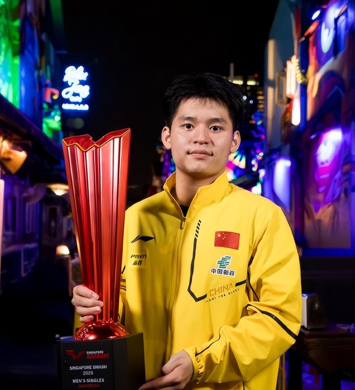 关于新加坡队夺得第一枚金牌，激情澎湃的信息