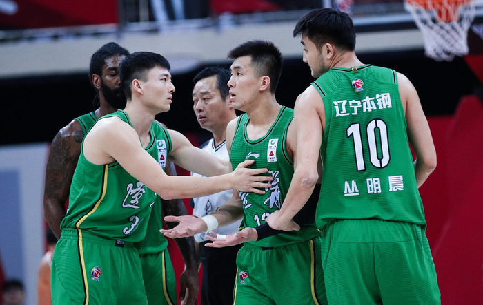 江西男篮主场告捷，提升排名至中游的简单介绍