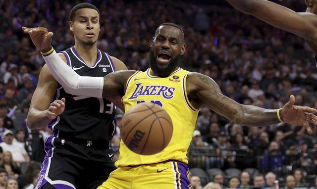 济南市体育客场遭遇大比分失利,状态低迷的简单介绍 济南市体育客场遭遇大比分失利,状态低迷的简单介绍