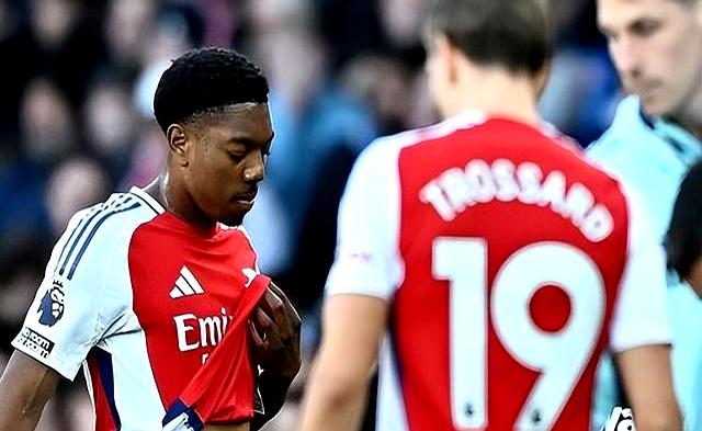 阿森纳客场力克水晶宫连胜势不可挡的简单介绍 阿森纳客场力克水晶宫连胜势不可挡的简单介绍